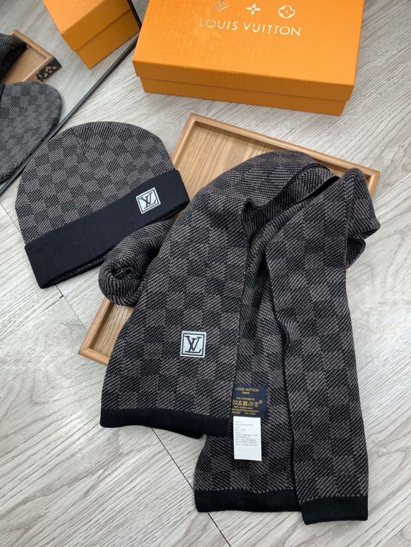 Louis Vuitton Caps Scarfs